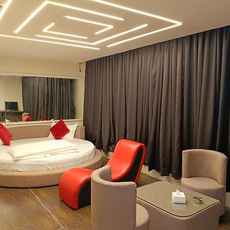 Aundh Elite Stay Pune Exterior foto