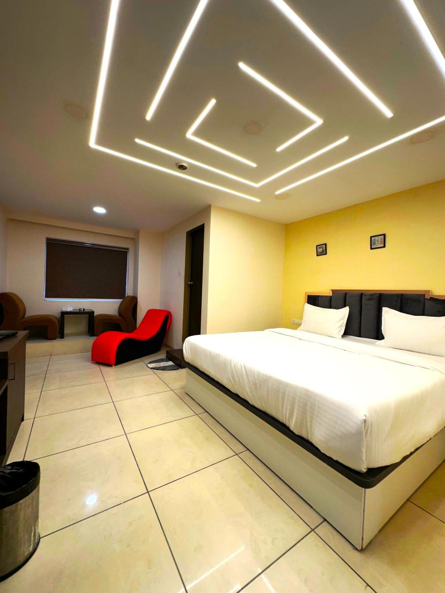 Aundh Elite Stay Pune Exterior foto