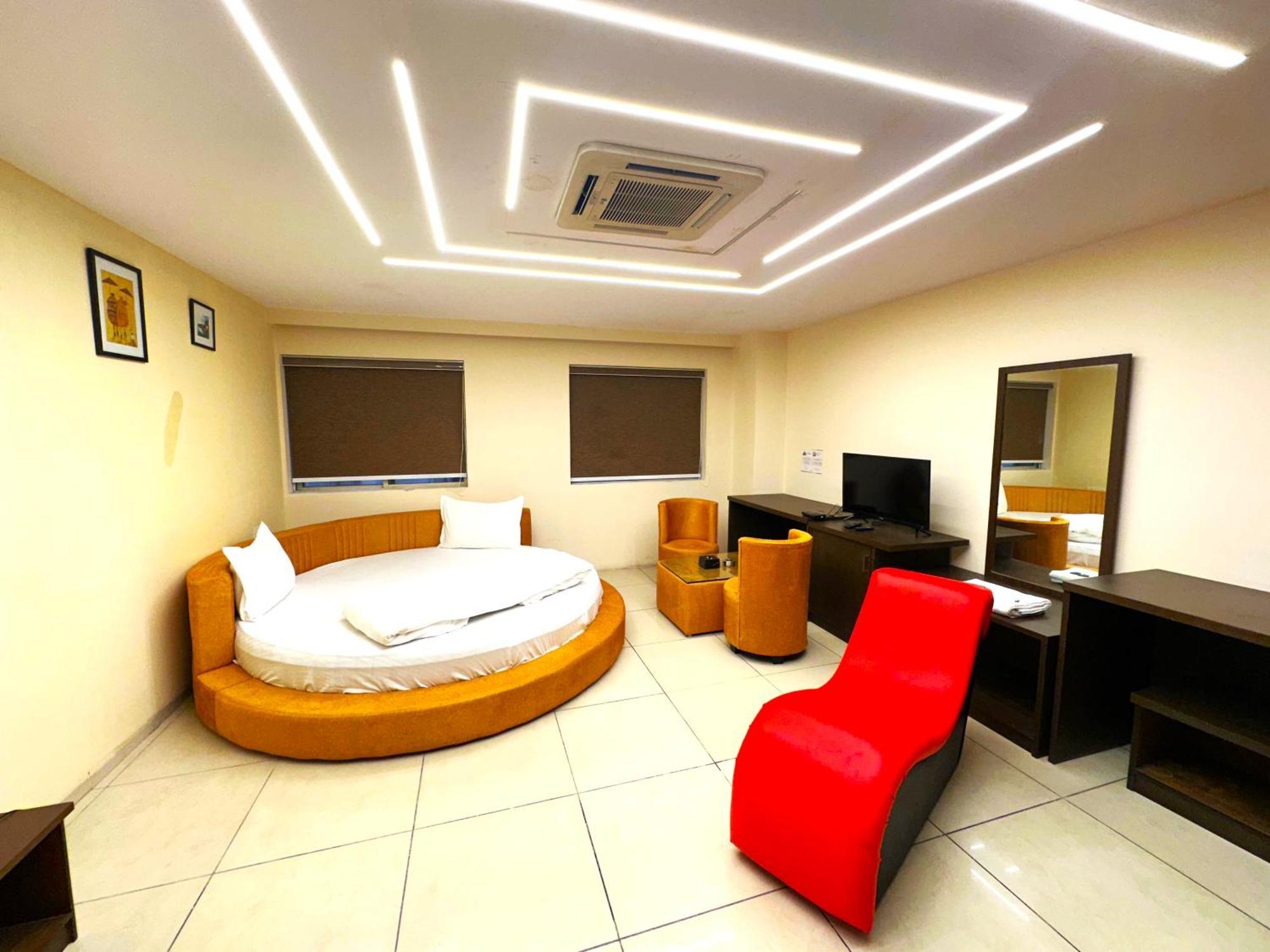 Aundh Elite Stay Pune Exterior foto